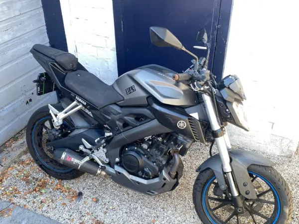 2014 Yamaha MT 125 - €2,500 · Bidding (1/1)