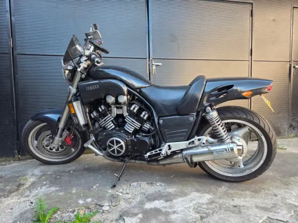 Year unknown Yamaha V-Max 145 pk - €1,900 · Bidding (1/1)