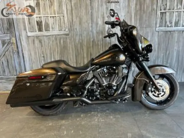 2013 Harley-Davidson Street Glide FLHX - € 14.950 (1/1)