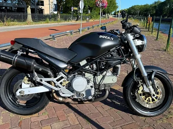 2001 Ducati Monster 750 (2001) - € 2.250 · Bieden (1/1)