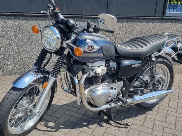 2024 Kawasaki W 800 - € 7.250 · Bieden (1/1)