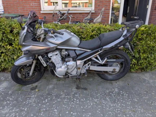 Year unknown Suzuki Bandit 600 - Bidding (1/1)