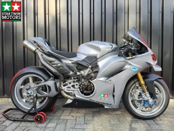 2025 Ducati Panigale V4 S - €44,990 (1/1)