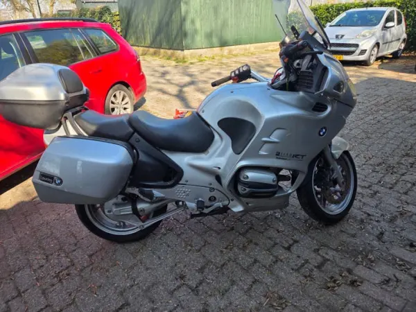 Bouwjaar onbekend BMW R 1150 RT Toermotor met Koffers en Topkoffer - € 1.900 · Bieden (1/1)