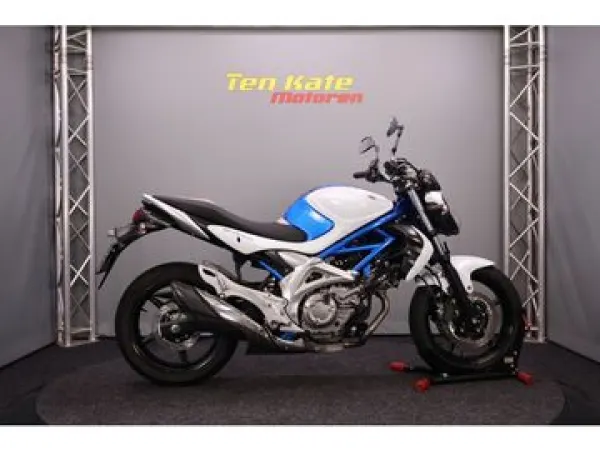 2009 Suzuki SFV 650 Gladius - €3,940 (1/1)