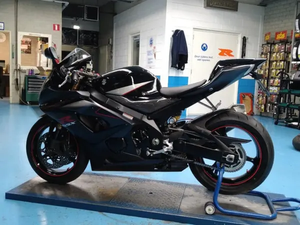 2007 Suzuki Gsxr 1000 K6 Inruil Mogelijk zie Advertentie - €7,400 · Bidding (1/1)