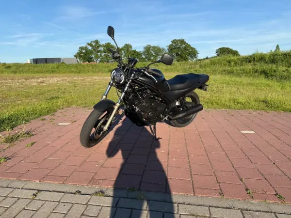 1992 Yamaha XJ 600 - €600 · Bidding (1/1)