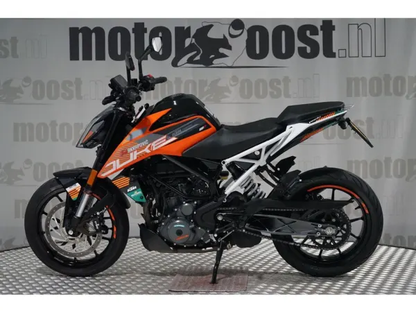 2023 KTM 390 Duke - € 4.990 (1/1)