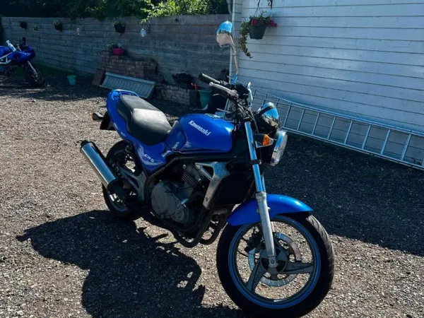 1999 Kawasaki ER-5 - € 1.000 · Bieden (1/1)
