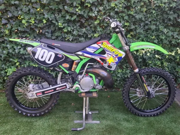2001 Kawasaki KX 250 - €5,500 · Bidding (1/1)