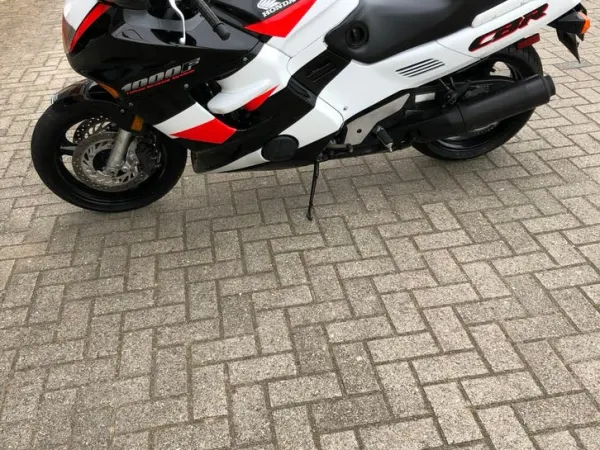 1996 Honda Motoren - €1,000 · Bidding (1/1)