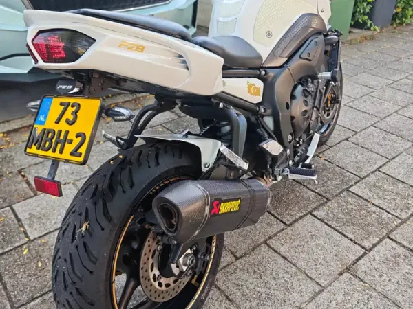 2011 Yamaha FZ 8 - € 5.750 (1/1)