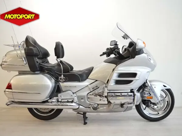 2010 Honda GL 1800 - € 11.490 (1/1)