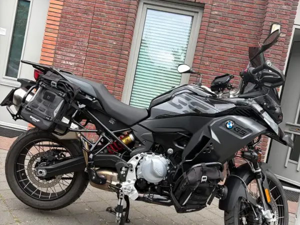 2024 BMW F 850 GS Adventure - €16,000 · Bidding (1/1)