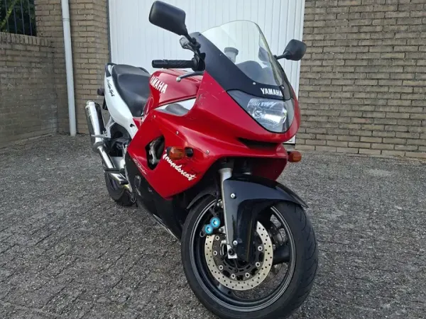 1997 Yamaha YZF 600 - €900 (1/1)