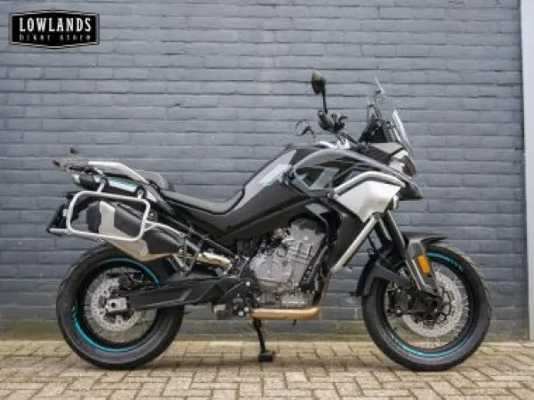 Bouwjaar onbekend Cfmoto 800 MT Sport - € 8.995 (1/1)