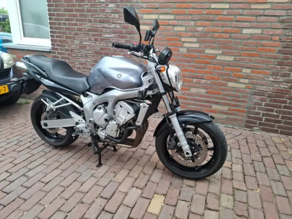 2005 Yamaha FZ6 N Fazer - €2,900 (1/1)
