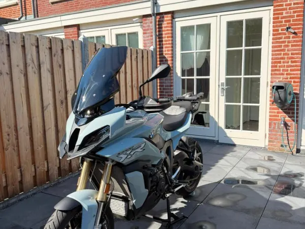 2021 BMW S 1000 XR - € 17.995 · Bieden (1/1)