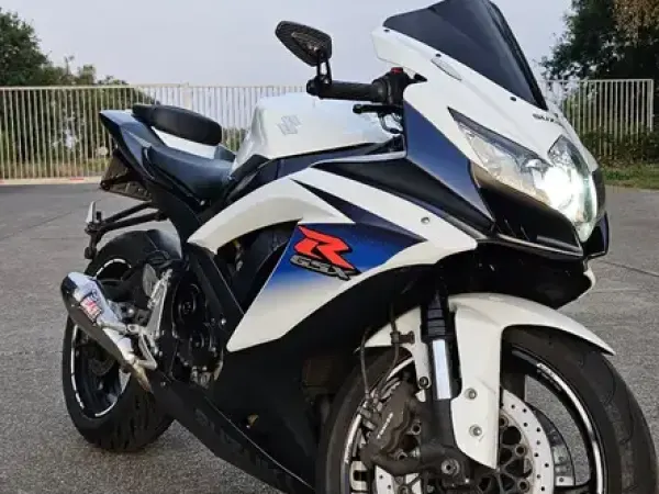 2010 Suzuki GSX-R 750 - €7,000 (1/1)