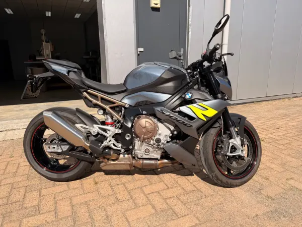 2024 BMW S 1000 R - € 17.000 (1/1)