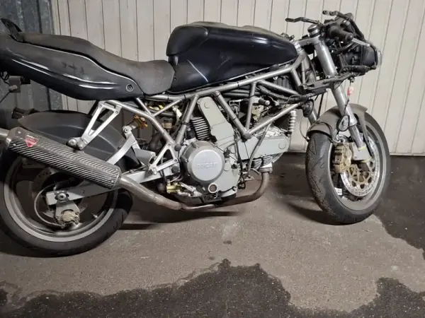 2003 Ducati 750 SS - € 1.800 (1/1)