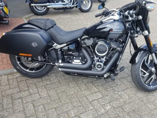 2021 Harley-Davidson Sport Glide - € 20.000 · Bieden (1/1)