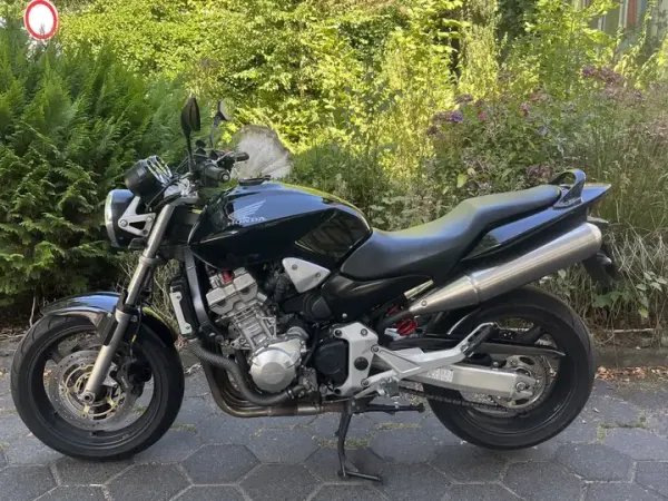 2003 Honda CB 900 - €3,150 (1/1)