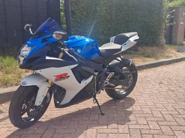 2013 Suzuki GSX-R 750 - €6,500 · Bidding (1/1)