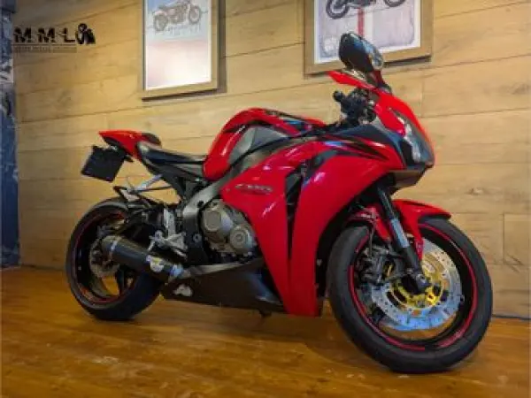 2009 Honda CBR 1000 RR Fireblade - €7,450 (1/1)
