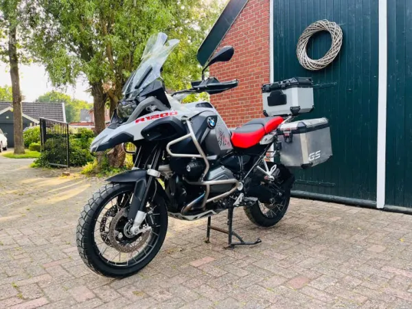 Year unknown BMW R1200GS Adventure - €11,000 · Bidding (1/1)