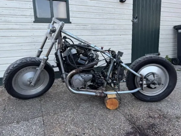 Bouwjaar onbekend Honda VT 1100 - € 675 · Bieden (1/1)