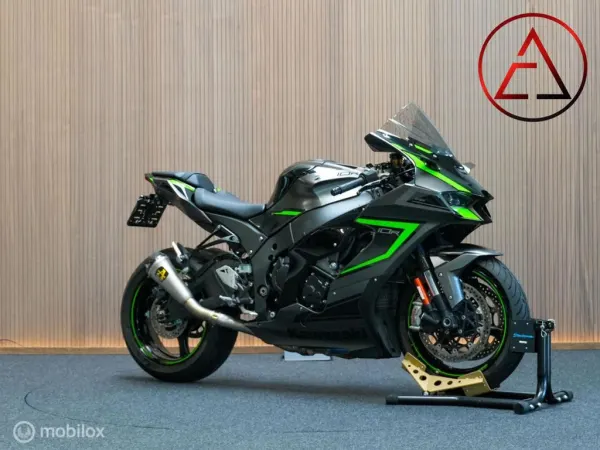 2022 Kawasaki Ninja ZX-10R - € 18.499 (1/1)
