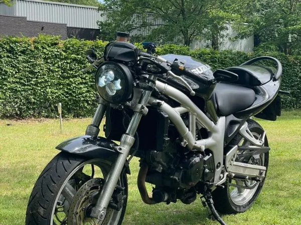 2001 Suzuki SV 650 - € 1.150 · Bieden (1/1)