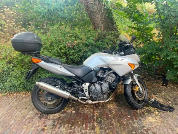2006 Honda CBF 600 - €2,250 (1/1)