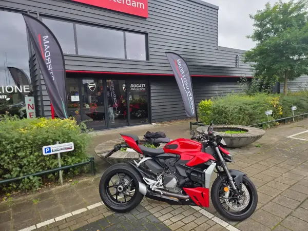 2023 Ducati Streetfighter - €15,975 (1/1)