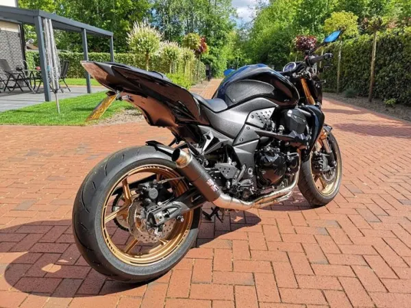 2012 Kawasaki Z750R: Zeer Compleet en Weinig kilometers! - € 5.750 (1/1)