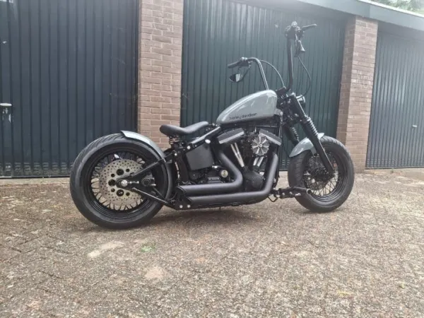 1991 Harley-Davidson Softail - €13,250 · Bidding (1/1)