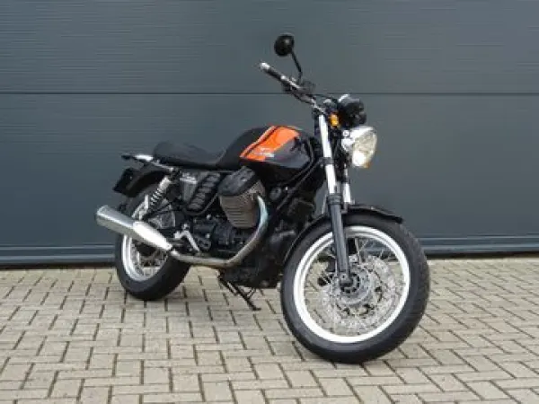 2012 Moto Guzzi V 7 Special - € 4.499 (1/1)