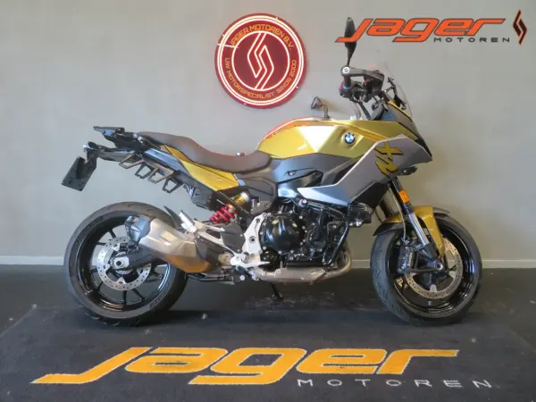 2022 BMW F 900 XR - €10,950 (1/1)