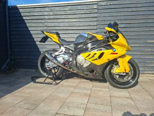 2011 BMW S1000RR 2011 - €10,950 · Bidding (1/1)