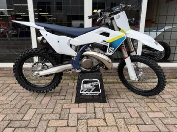 2025 Husqvarna TC 250 - € 8.999 · Bieden (1/1)