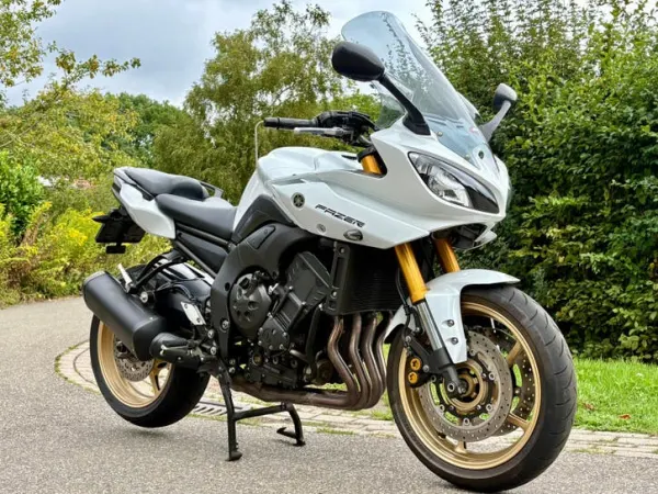 2011 Yamaha FZ 8 - €4,100 · Bidding (1/1)
