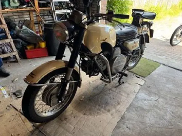 1972 Moto Guzzi Falcone - €4,450 (1/1)