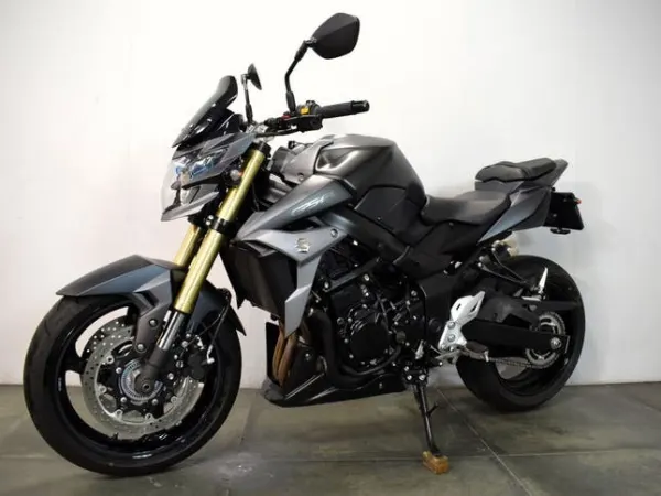 Bouwjaar onbekend Suzuki GSR 750 A - € 5.950 · Bieden (1/1)