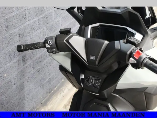 Year unknown Honda Forza 350 - €6,990 (1/1)