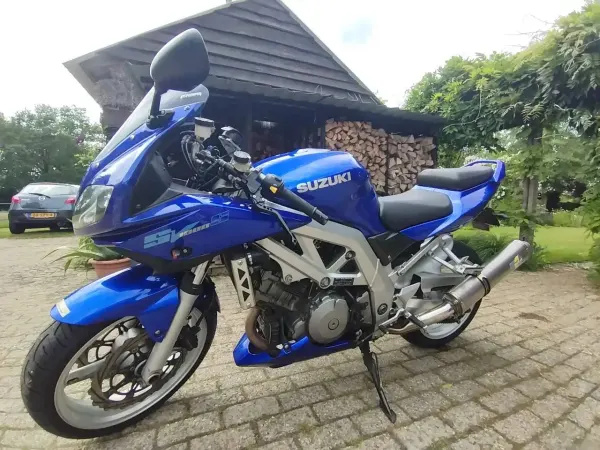 2003 Suzuki SV 1000 - € 2.495 (1/1)
