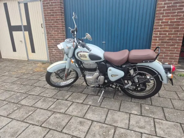 2022 Royal Enfield Classic 350 abs 8000 km Spaakwielen - € 4.995 · Bieden (1/1)