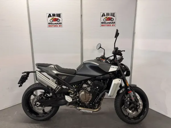 2026 Husqvarna Svartpilen 801 - € 10.499 (1/1)