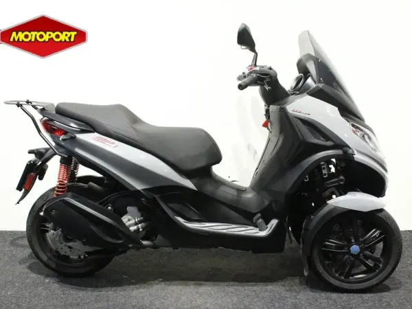 2020 Piaggio MP3 300 - € 6.495 (1/1)