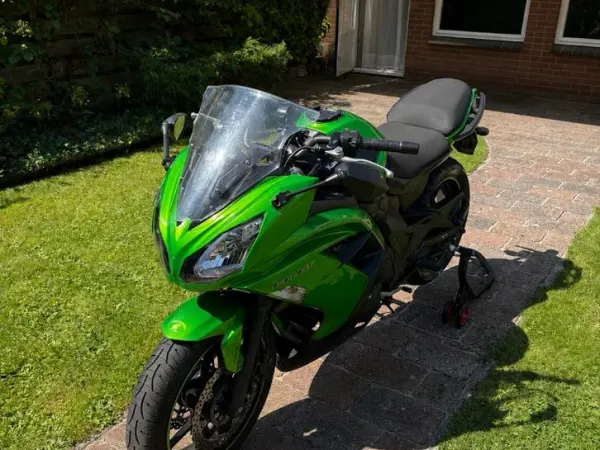 2014 Kawasaki ER 6 F - € 4.600 · Bieden (1/1)